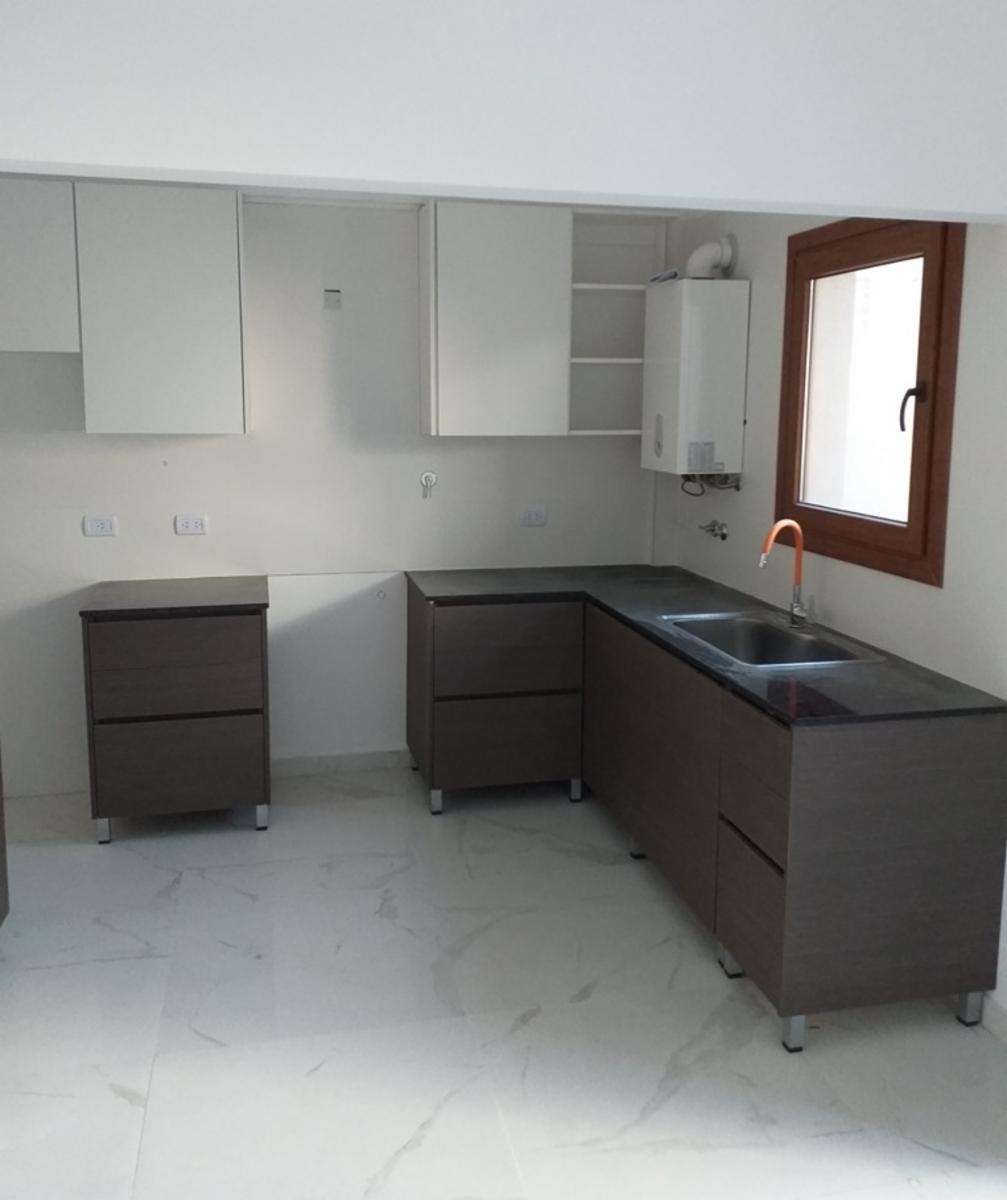 Gran departamento de 3 ambientes con 2 patios en planta baja - Chacabuco 100 Ramos Mejia — foto 8