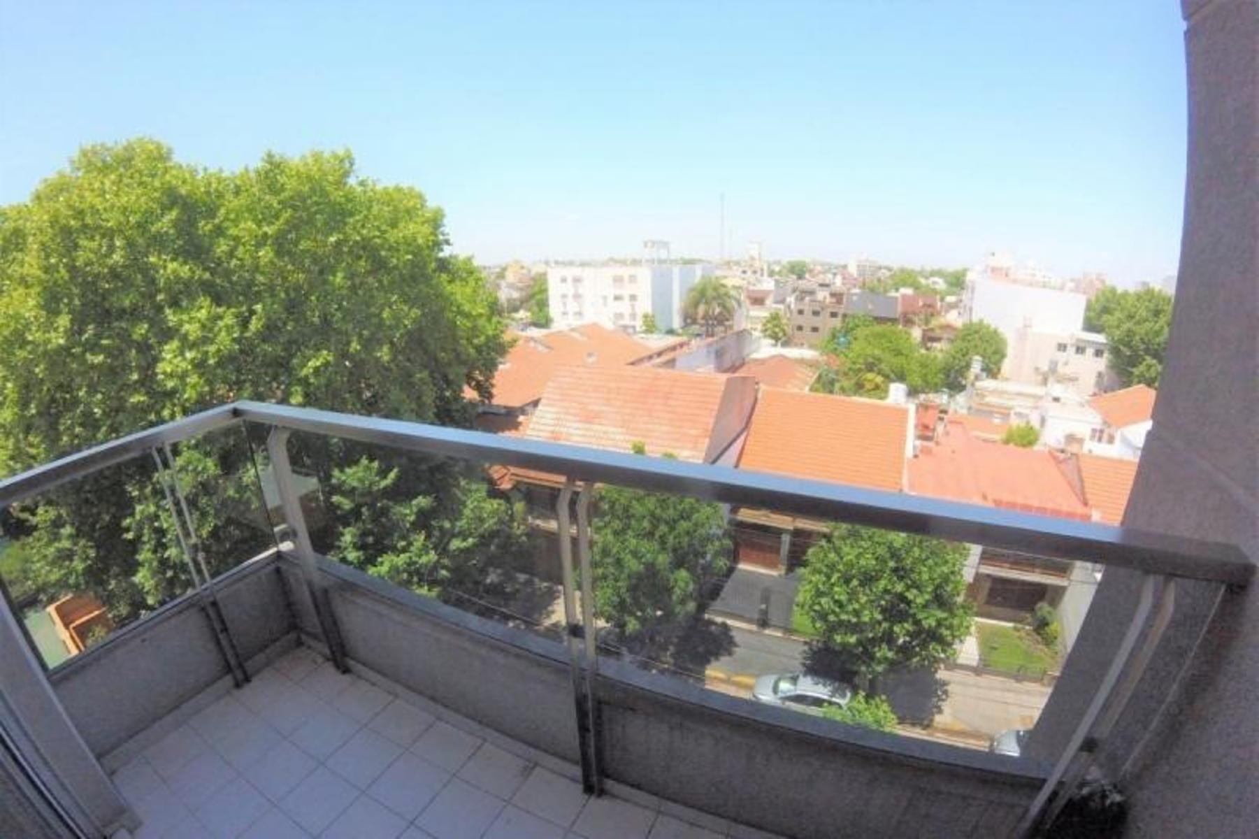 Departamento de tres ambientes con cochera en venta - Castelli 200 Ramos Mejia — foto 6