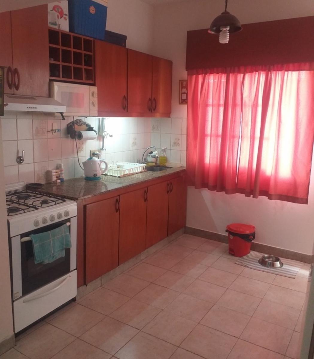 Excelente duplex de tres ambientes con cochera en venta - Triunvirato 2100 Villa Luzuriaga — foto 4