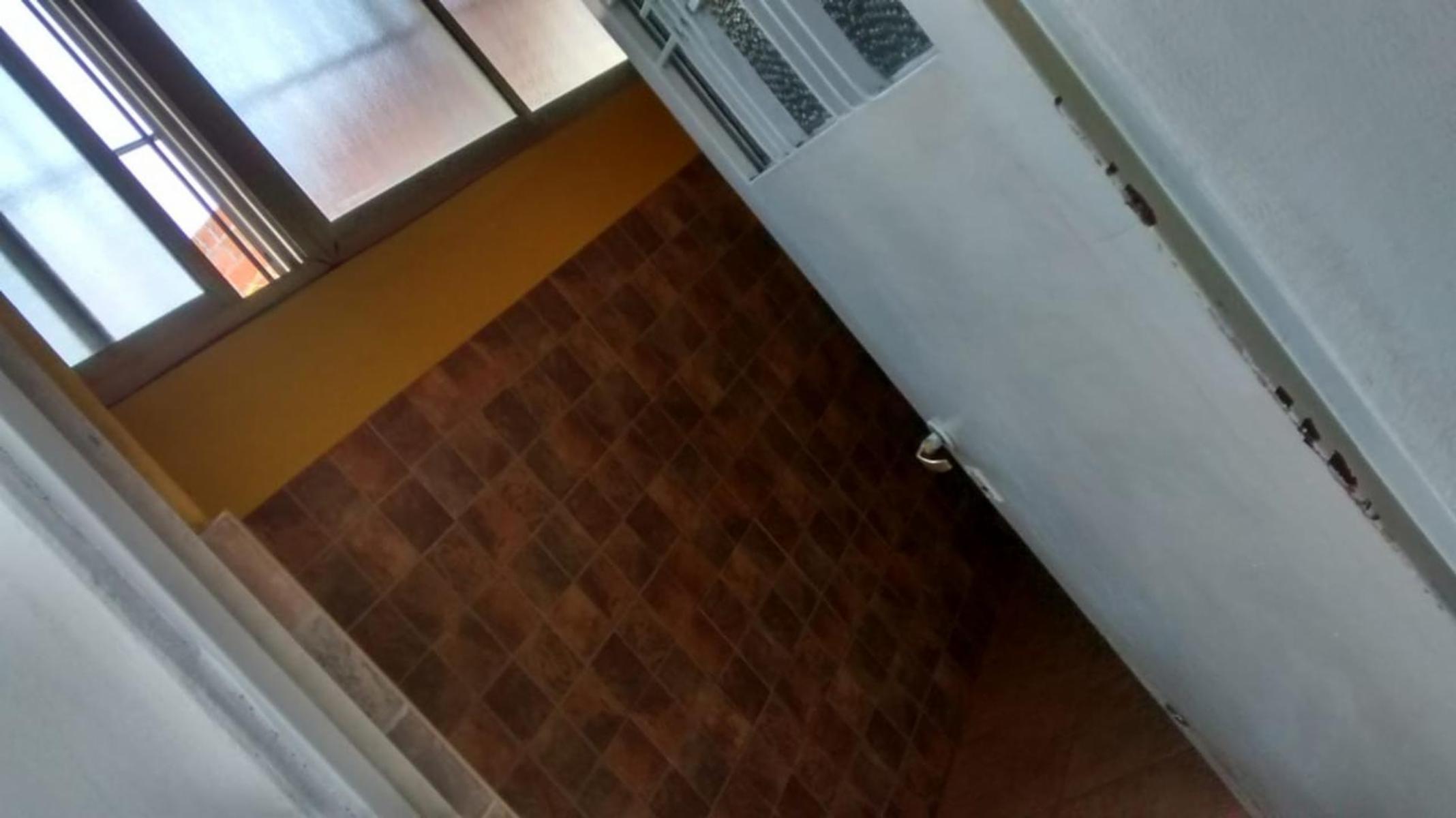 PH de cuatro ambientes en venta - Gral. Hornos 200 L. del Mirador — foto 9