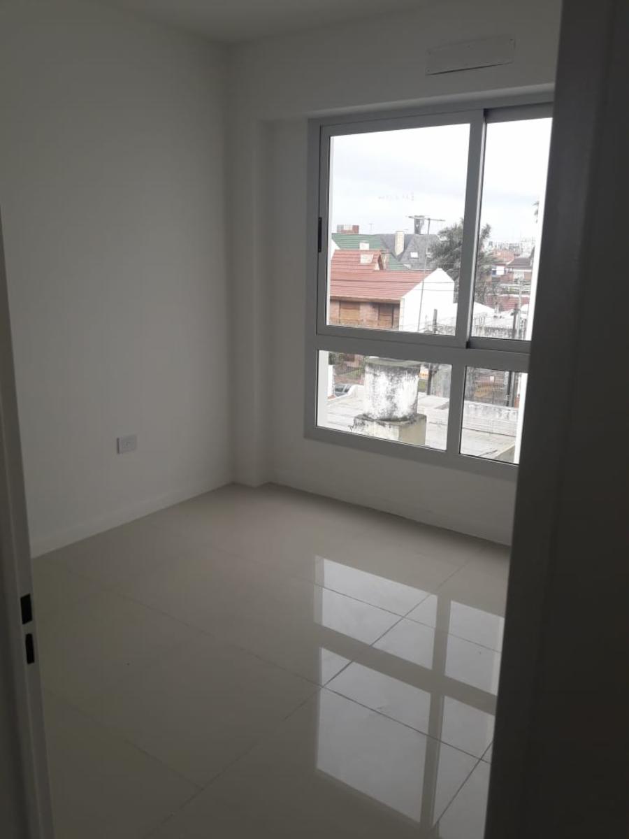 Monomabiente con cochera a estrenar - Jujuy 3300 San Justo — foto 13