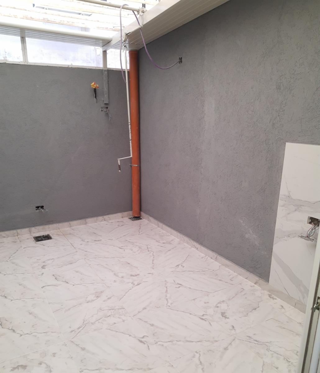 Departamento de dos ambientes con cochera y patio - Garibaldi 2000 Villa Luzuriaga — foto 4