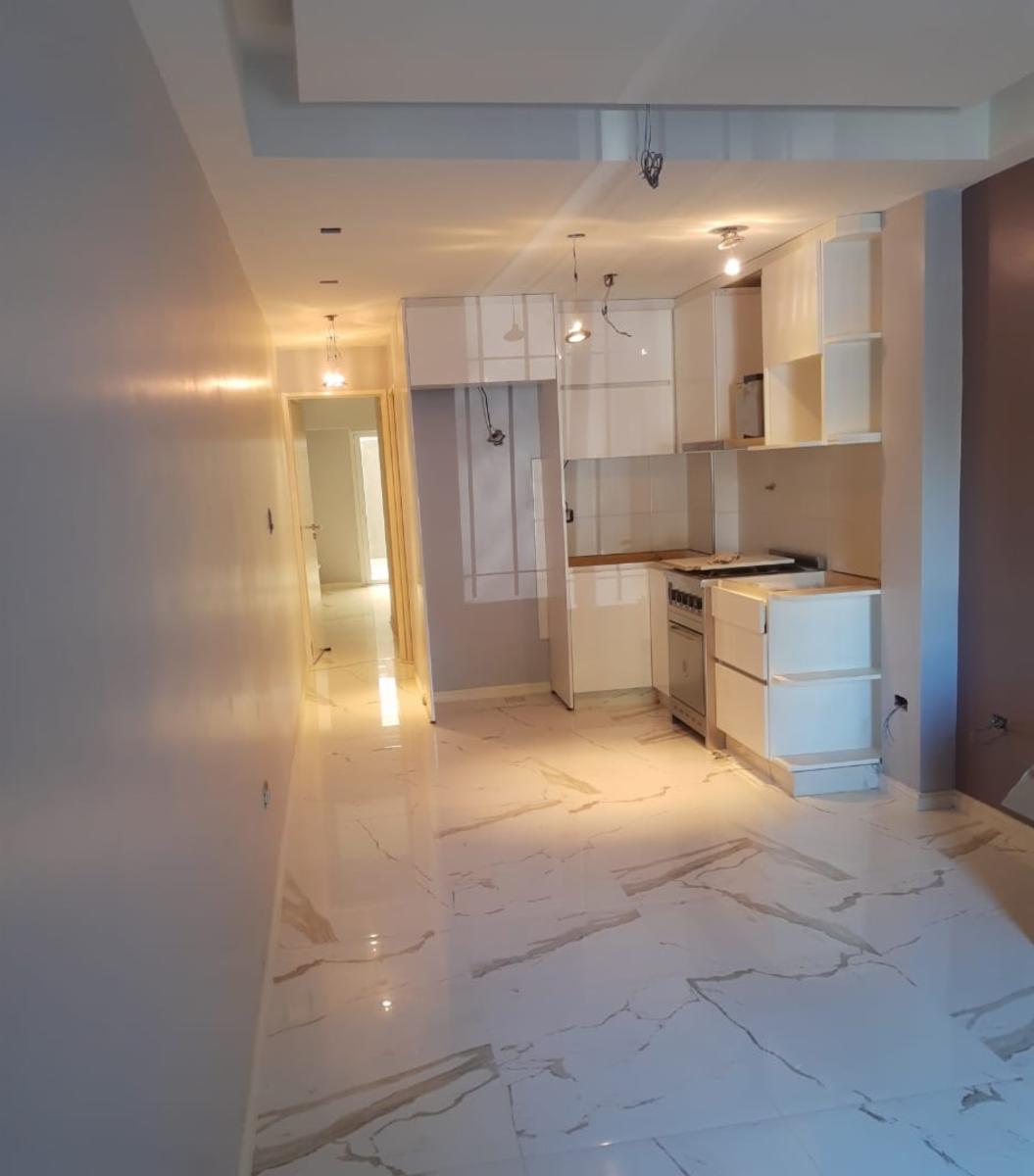 Departamento de dos ambientes con cochera y patio - Garibaldi 2000 Villa Luzuriaga — foto 10