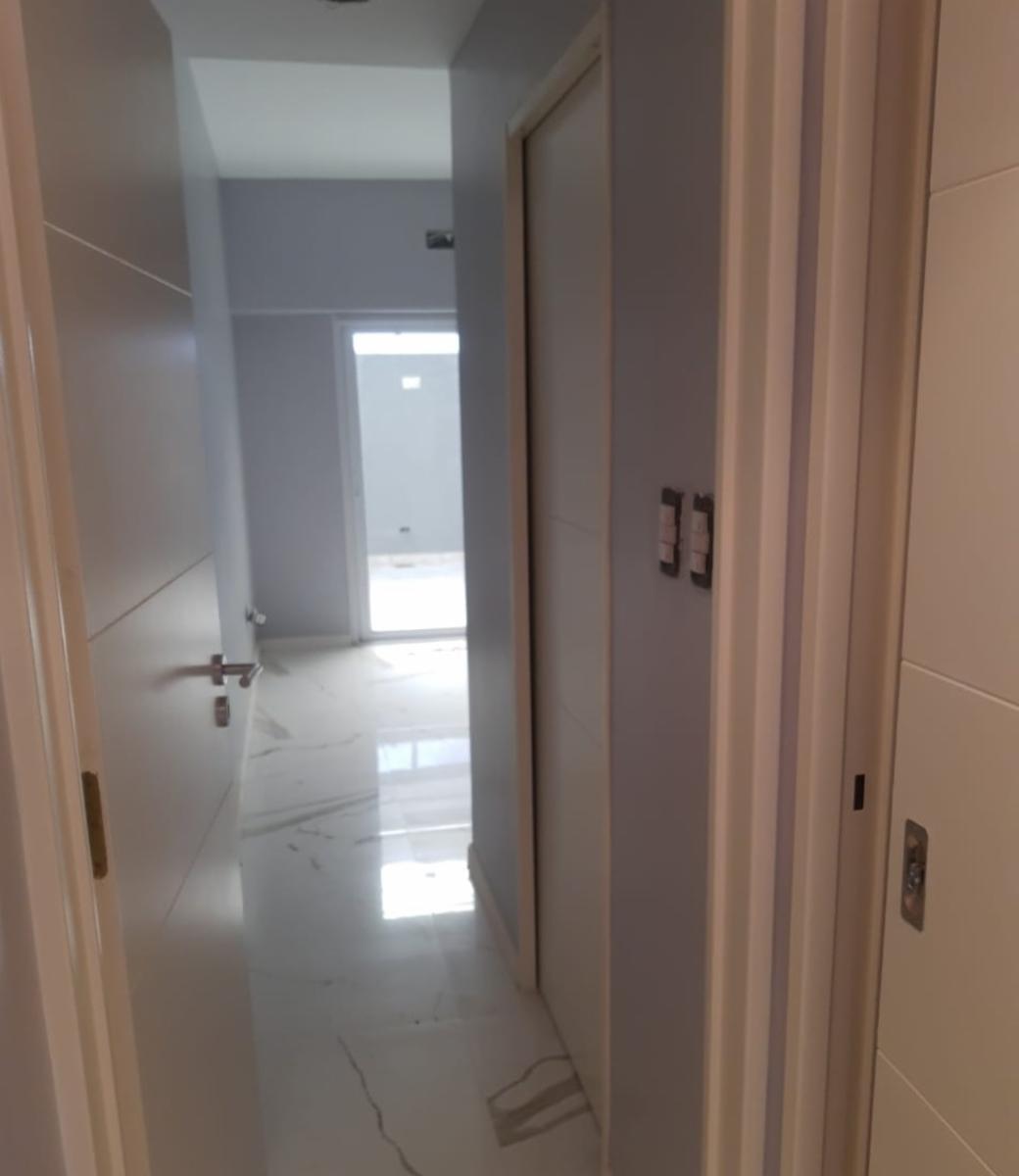 Departamento de dos ambientes con cochera y patio - Garibaldi 2000 Villa Luzuriaga — foto 13
