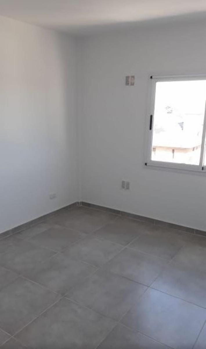 Departamentos de 2 y 3 ambientes en venta - Rep. de Chile 700 Villa Luzuriaga — foto 7