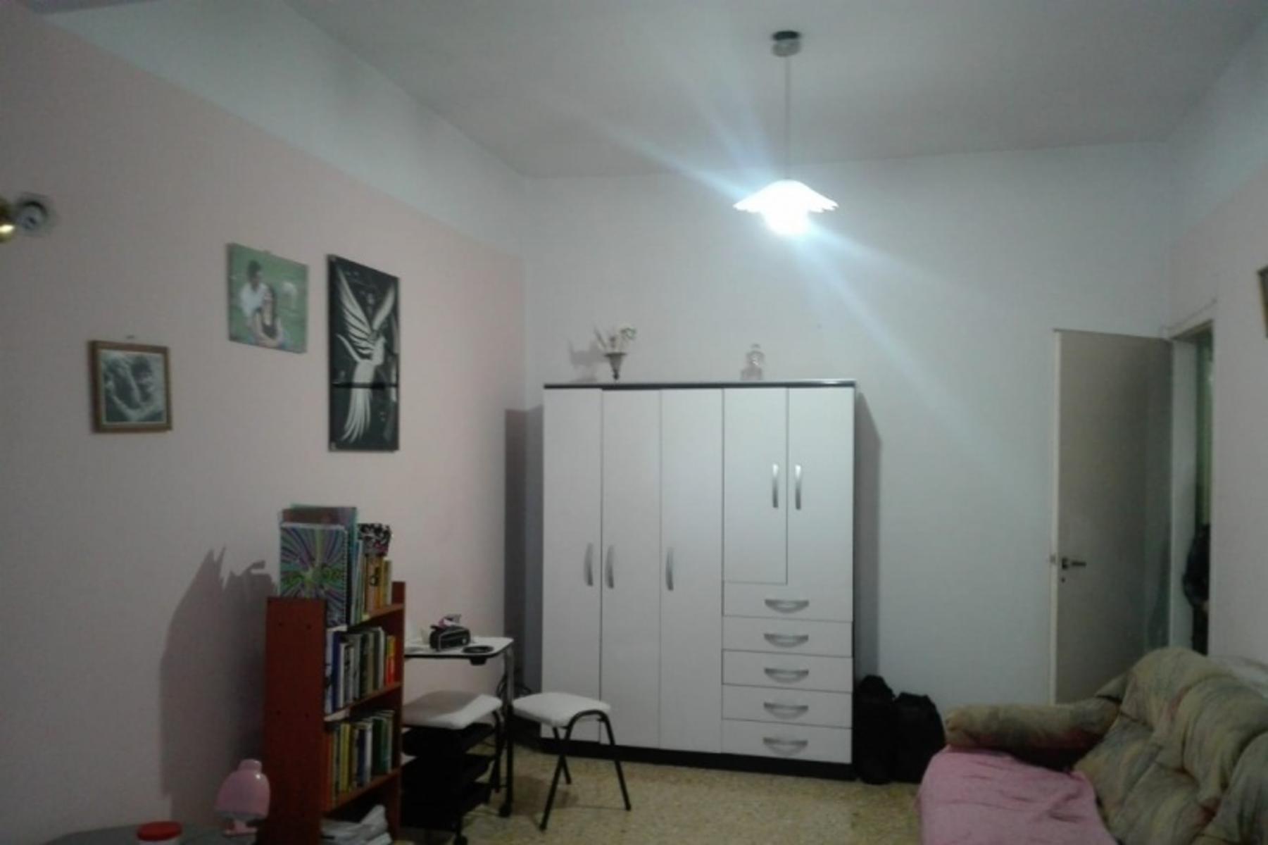 PH cuatro ambientes con 3 cocheras - M. Marcon 600 V. Luzuriaga — foto 2