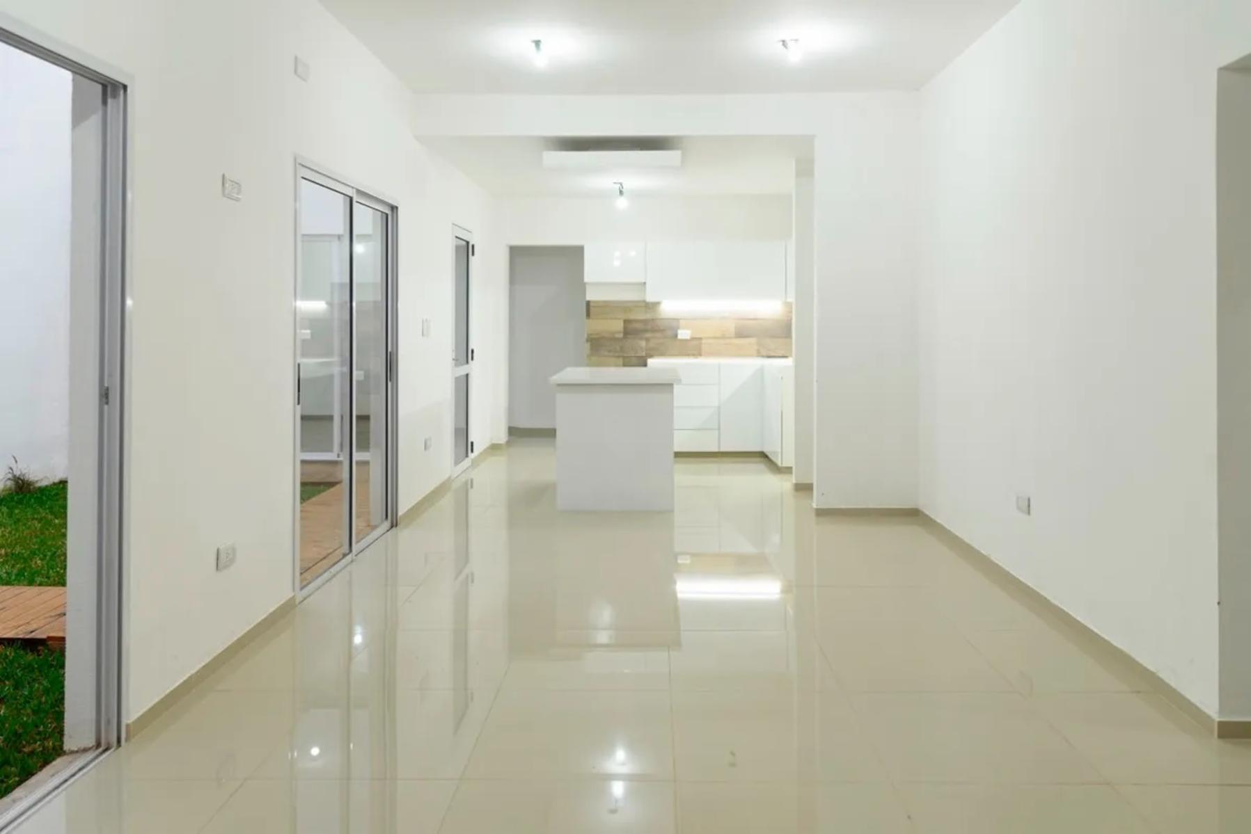 PH cuatro ambientes con patio y terraza - Av. Gaona 2000 Ramos Mejia — foto 12