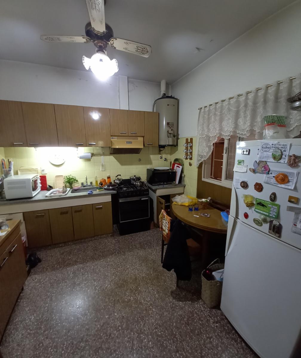 Casa 3 ambientes en venta - Miro 1700 Villa Luzuriaga — foto 11