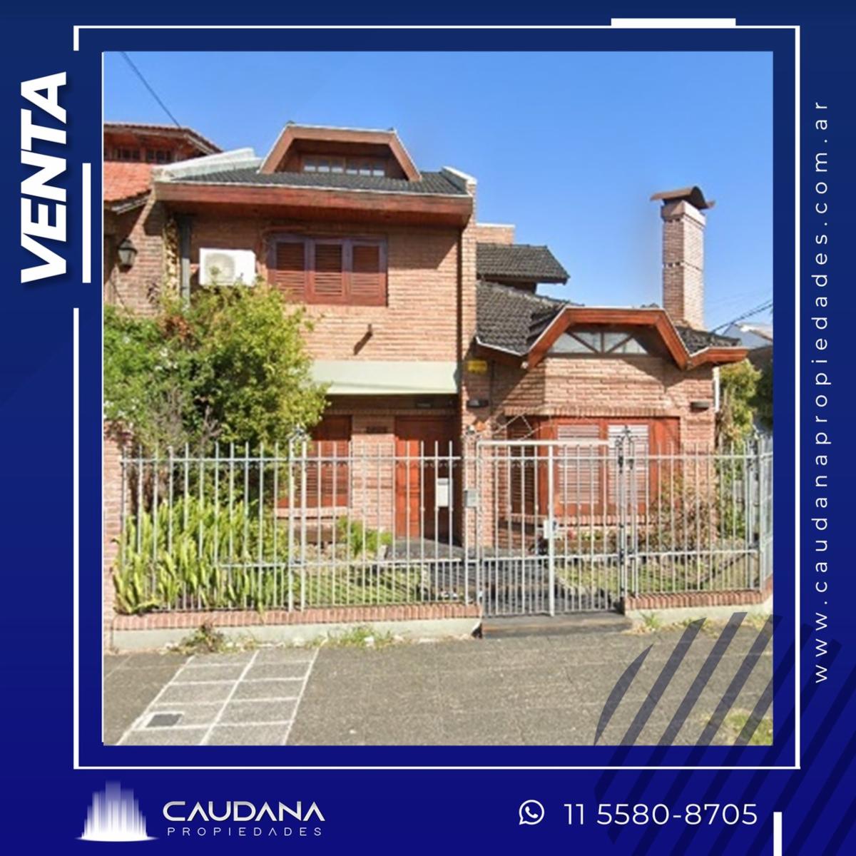 Casa 5 ambientes con 2 cocheras - Pampa 2200 San Justo