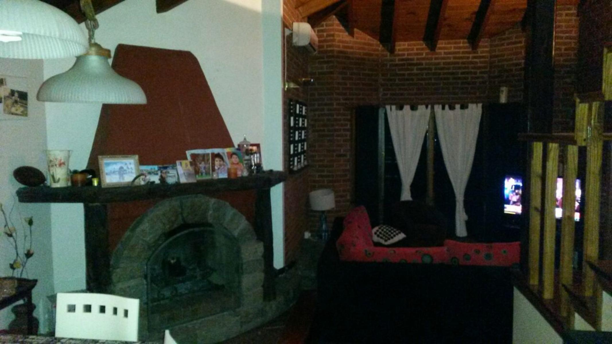Casa 5 ambientes con 2 cocheras - Pampa 2200 San Justo — foto 9