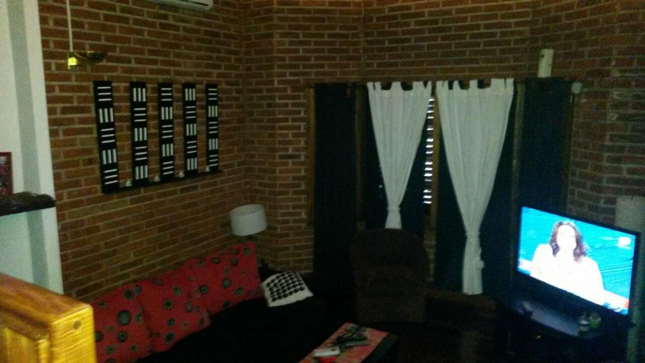 Casa 5 ambientes con 2 cocheras - Pampa 2200 San Justo — foto 12