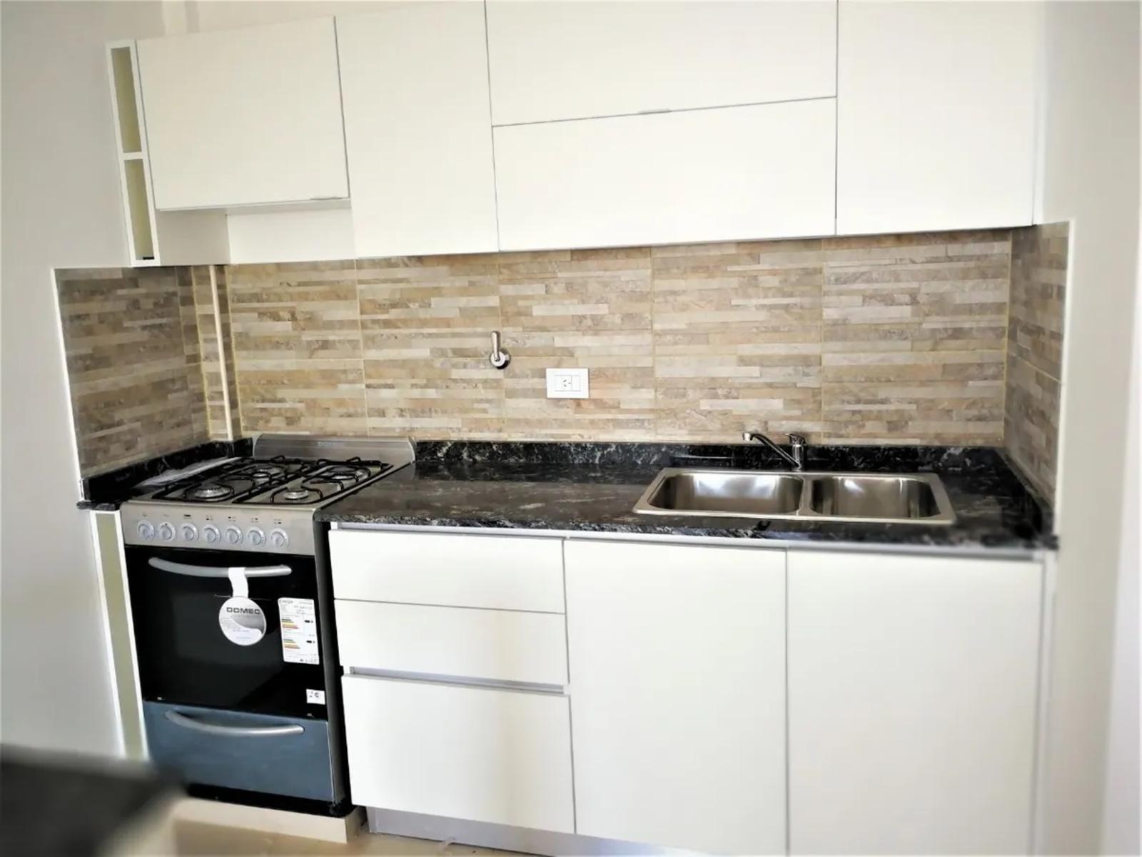 Departamento dos ambientes con cochera de categoria a estrenar - B. Mitre 400 R. Mejia — foto 11