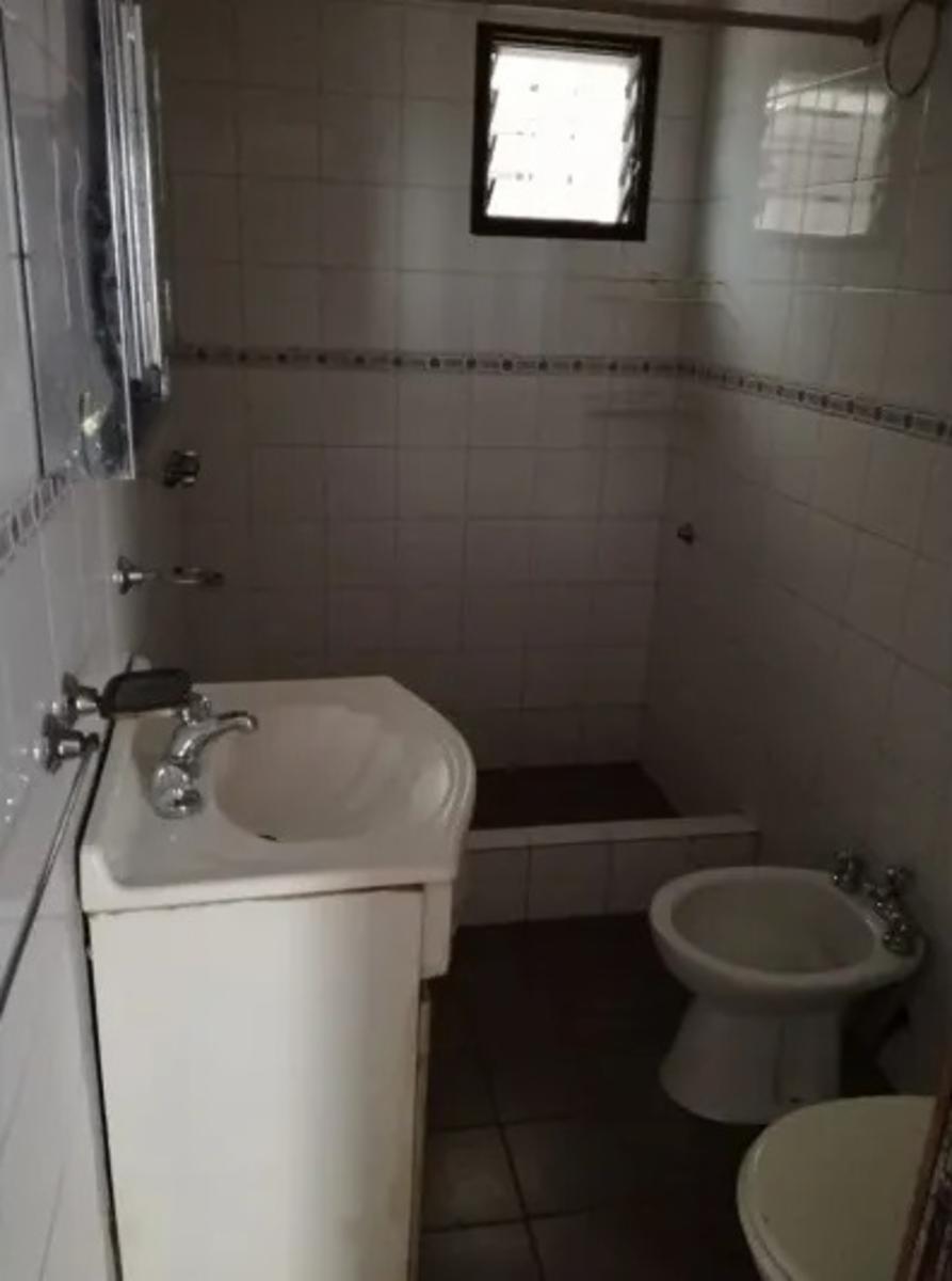 Duplex tres ambientes - Maestra Lascano 100 Ramos Mejia — foto 11