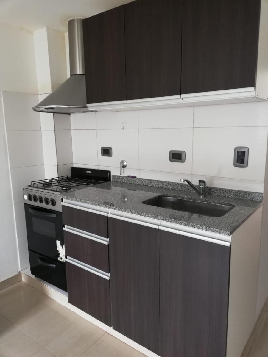 Departamento dos ambientes sin expensas - Thames 3700 San Justo — foto 2