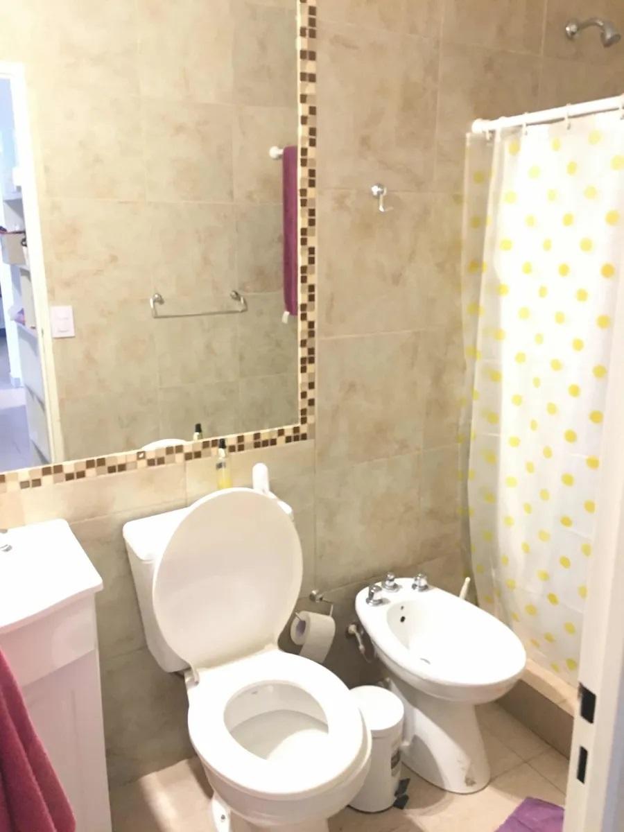 Departamento de tres ambientes con fondo - Av. Don Bosco 2600 V. Luzuriaga — foto 10