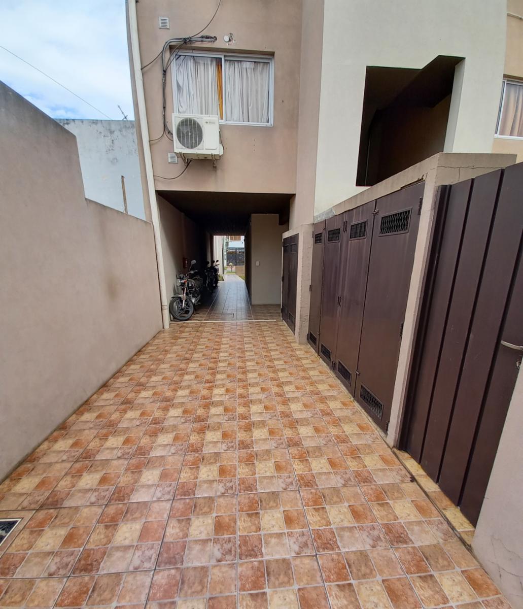 Departamento de dos ambientes con terraza propia - E. Mitre 400 Ramos Mejia — foto 13