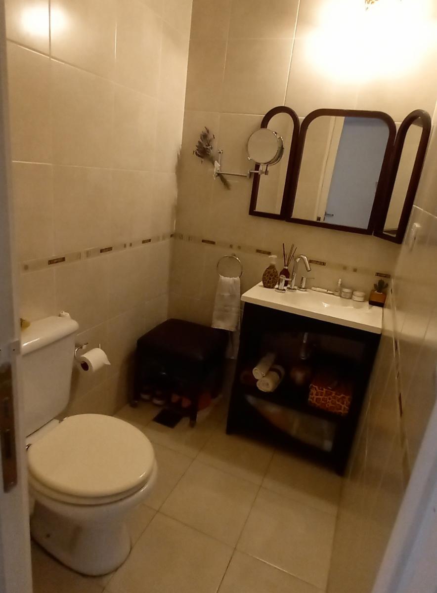Casa cuatro ambientes con pileta reciclada a nuevo - Concordia 1000 Haedo — foto 5