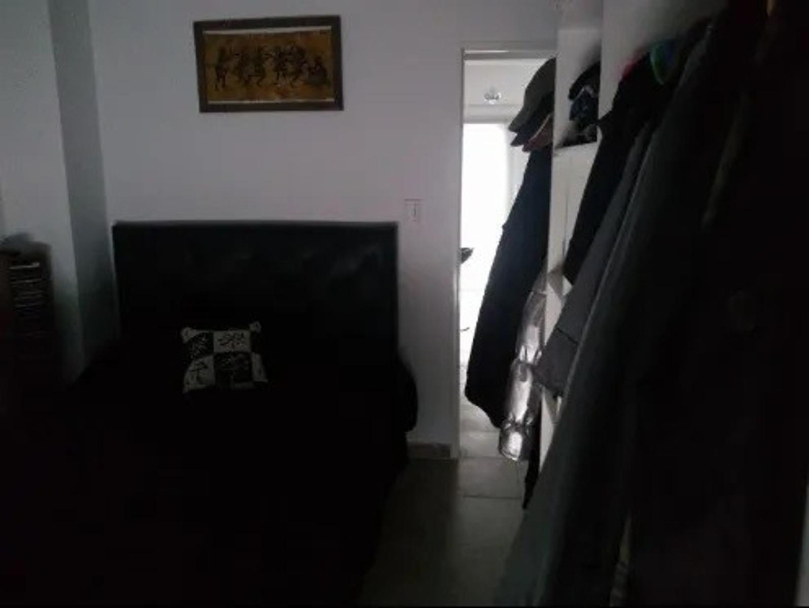 Departamento de dos ambientes con patio en venta - La PAz 2100 Villa Luzuriaga — foto 4
