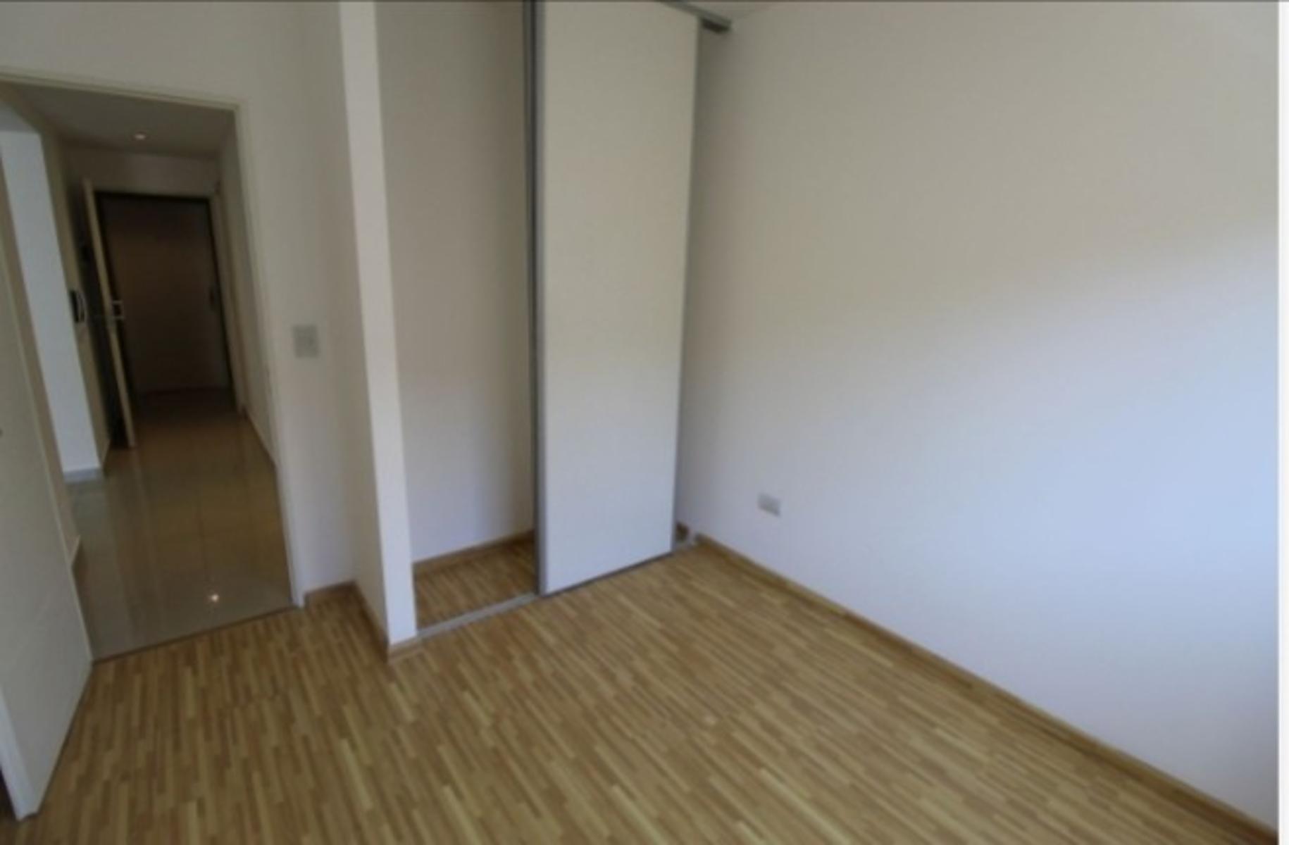 Departamento tres ambientes con cochera y terraza propia - Cramer 700 Ramos Mejia — foto 11