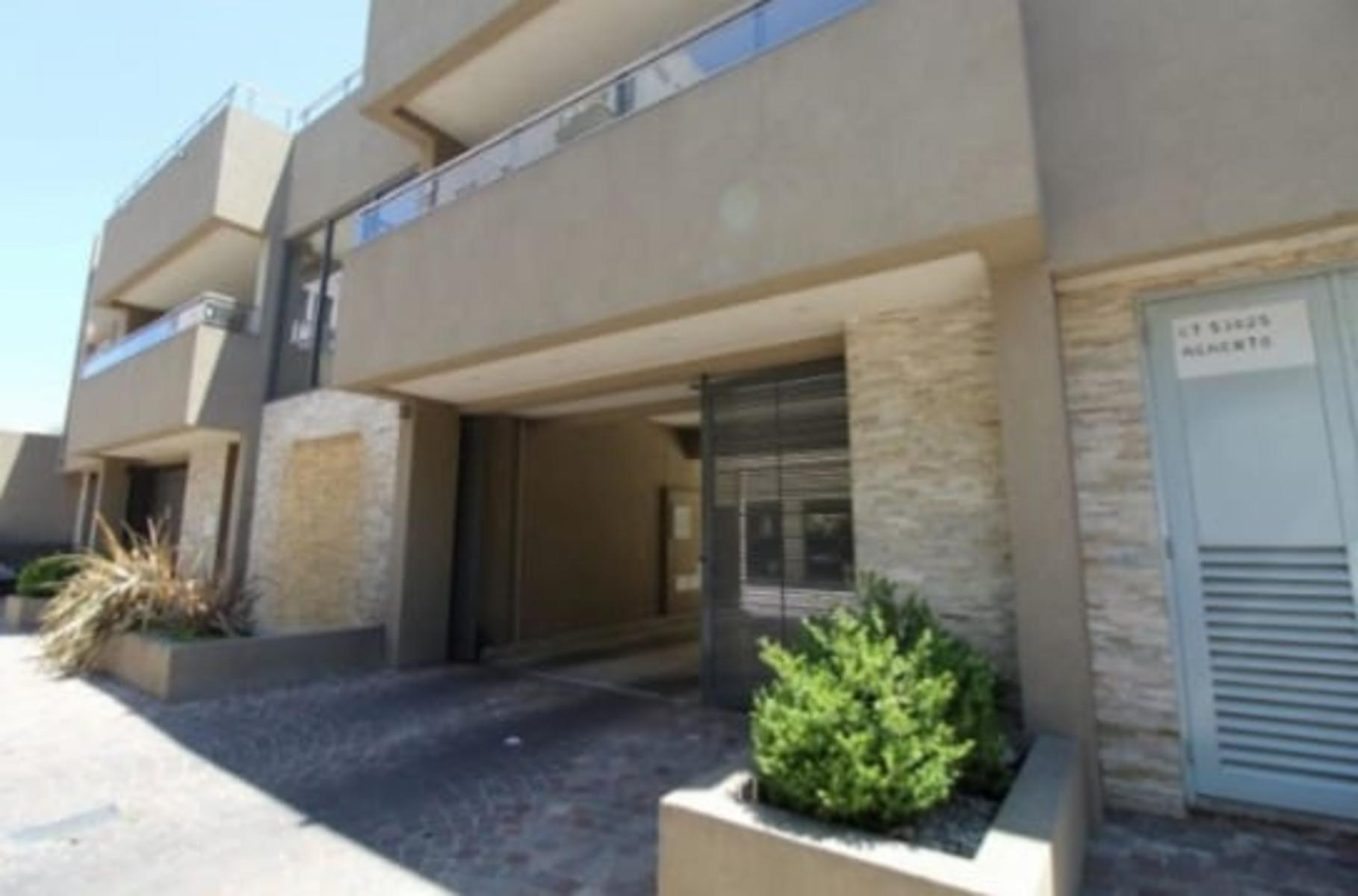 Departamento tres ambientes con cochera y terraza propia - Cramer 700 Ramos Mejia — foto 14