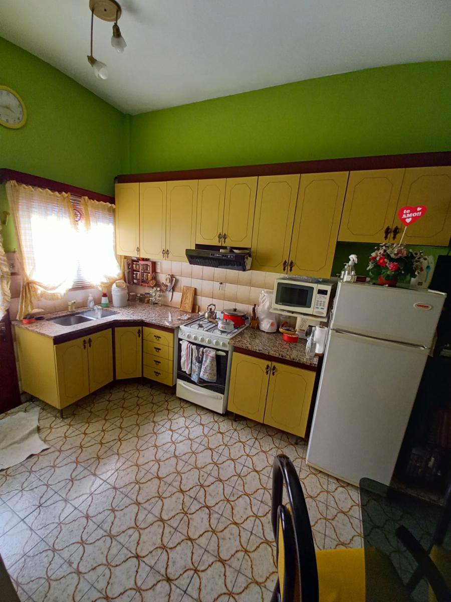 PH de cinco ambientes - Olivera 800 Ramos Mejia — foto 14