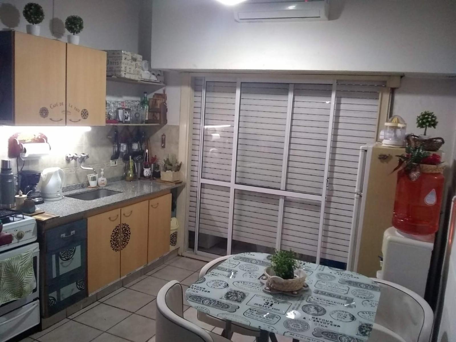 Departamento ambiente y medio con patio - Ardoino 100 Ramos Mejia — foto 7