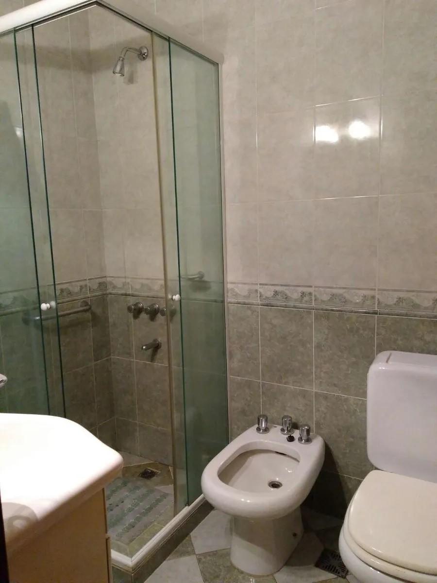 Casa chalet 4 ambientes sobre lote 10x22 - R. Indarte 800 V. Luzuriaga — foto 6