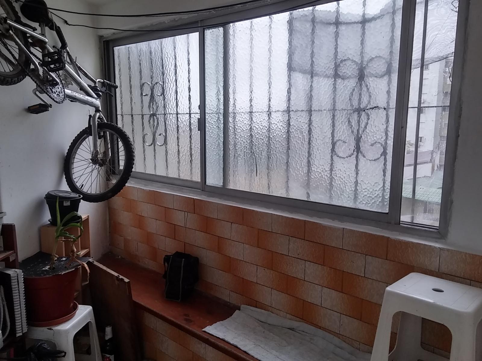 Dpto. 3 amb APTO CREDITO muy Luminoso B° Piedrabuena nuevo Acción Inmobiliaria — foto 2