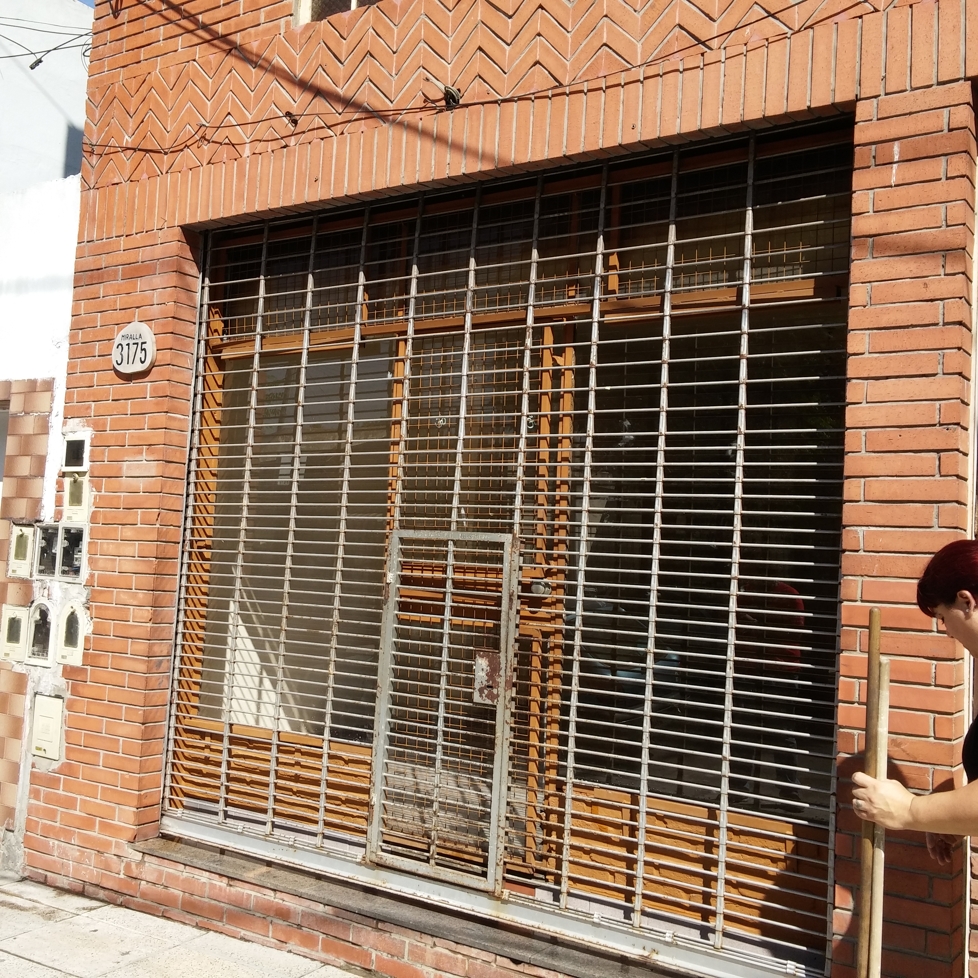 Local 58 m2 zona comercial V. Lugano Acción Inmobiliaria - 5