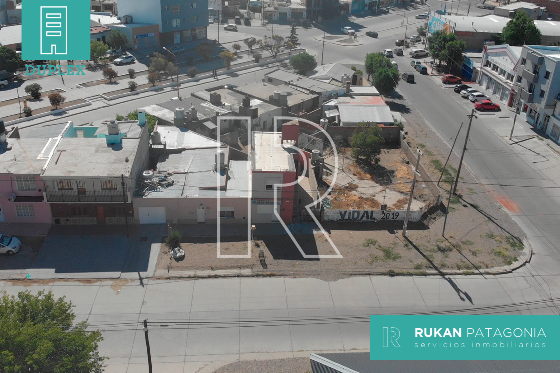 #VentaRUKAN | DUPLEX (Consultorio + Dpto.) | Barrio GENERAL PAZ | Calle DON BOSCO | Caleta Olivia.- (APTO CREDITO HIPOTECARIO) - 3