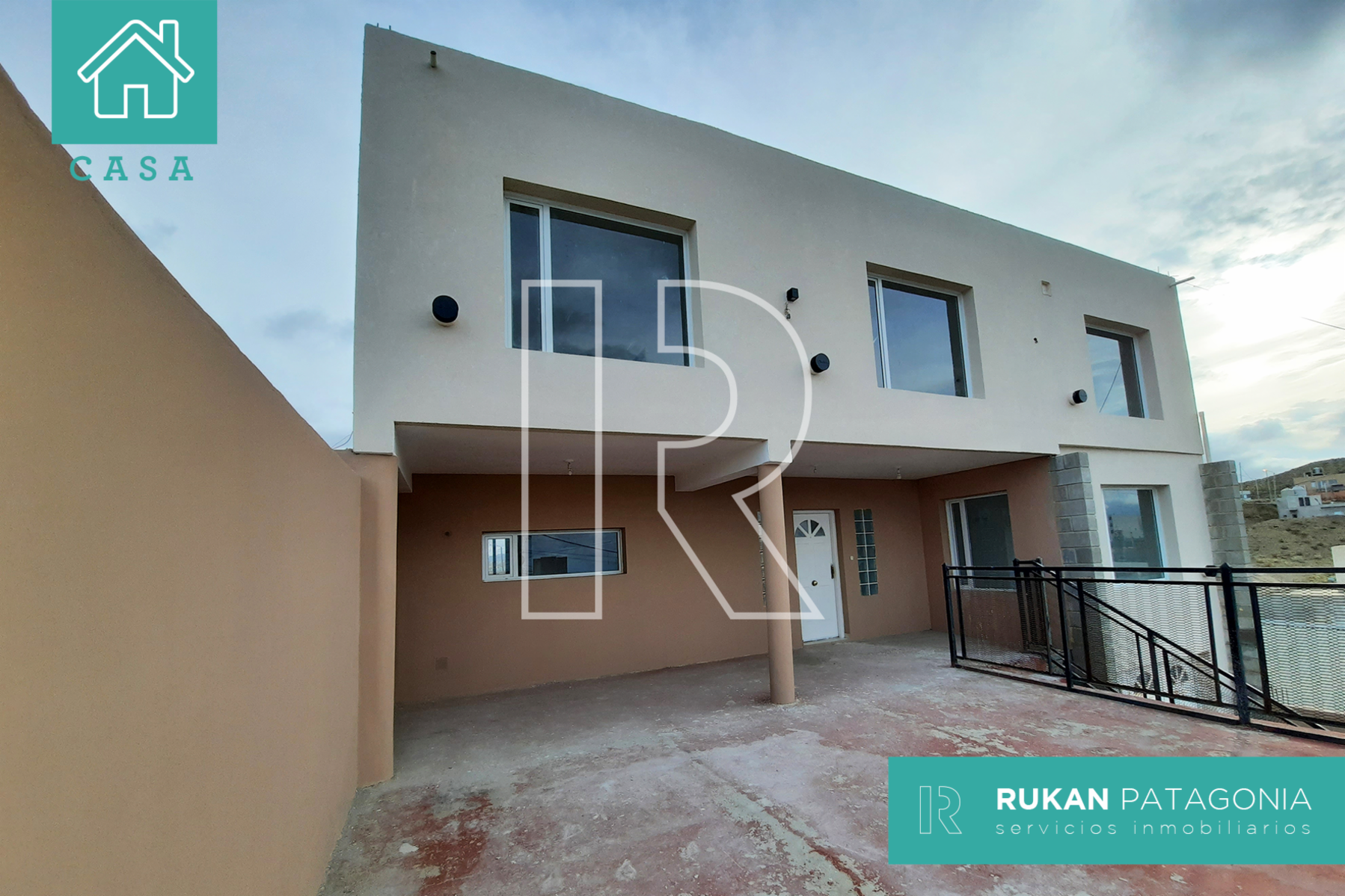 #VentaRUKAN | Casa 3 Habitaciones | Barrio VISTA HERMOSA | Calle VILLAGRAN | Caleta Olivia. - 2