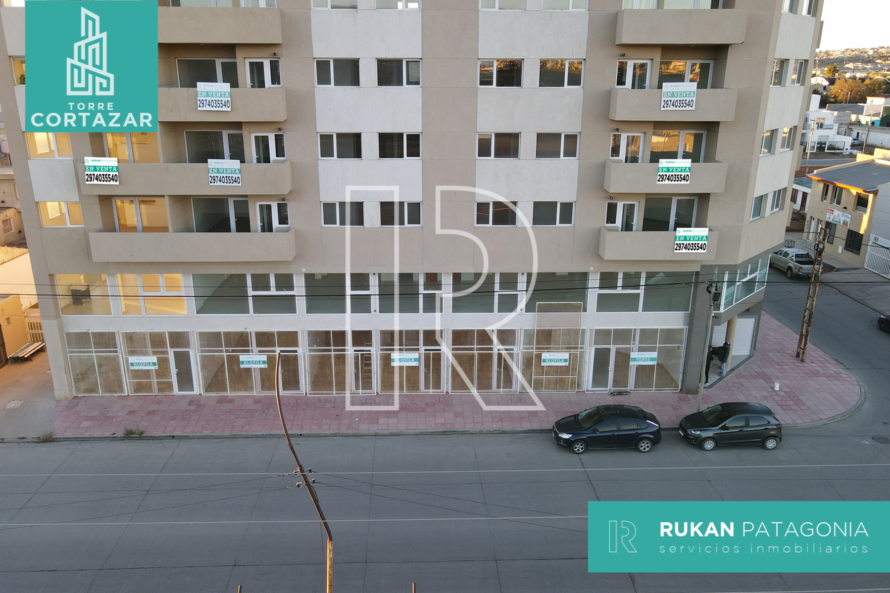#Alquiler_Venta Local Comercial | TORRE CORTAZAR | Desde 40 a 80 m2 | Calle HUMBERTO BEGHIN | Caleta Olivia. - 1