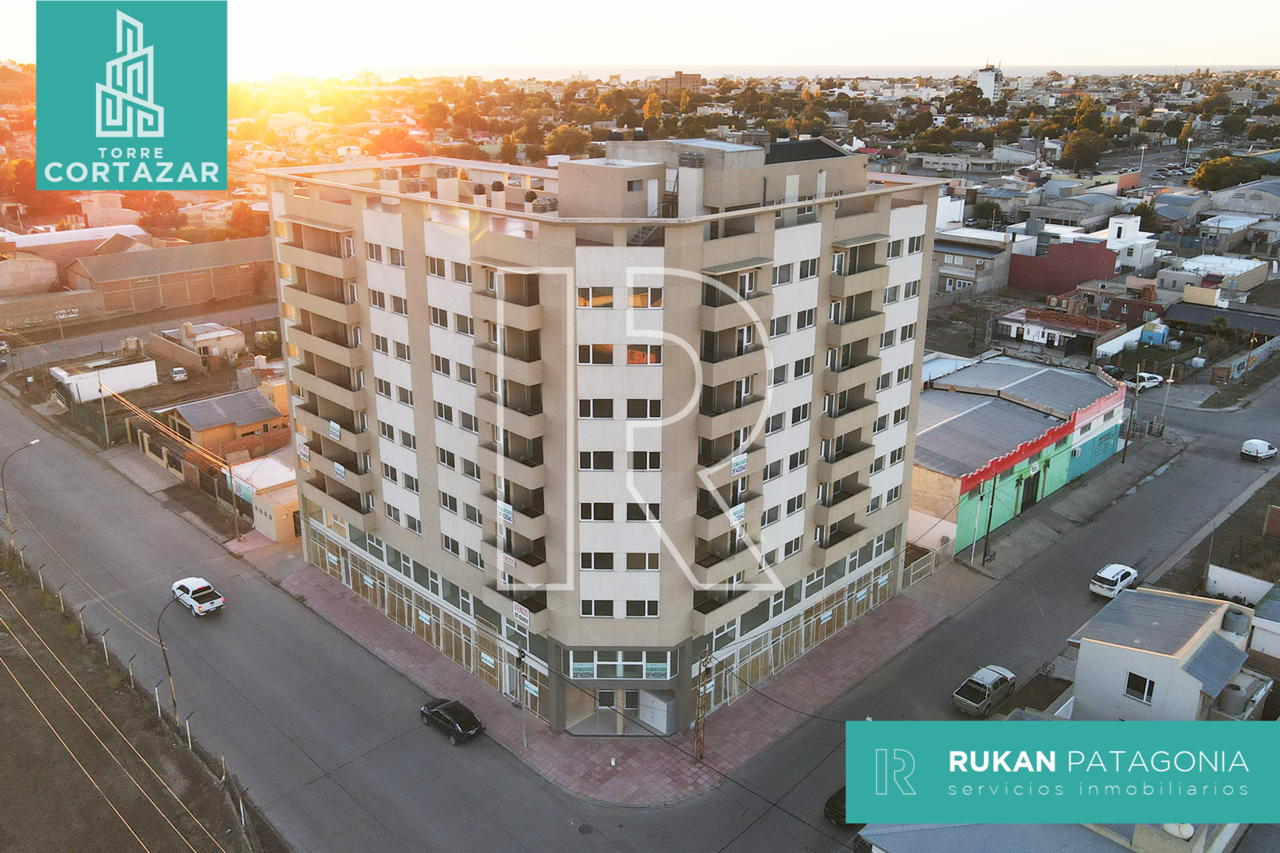 #Alquiler_Venta Local Comercial | TORRE CORTAZAR | 80 m2 | Calle HUMBERTO BEGHIN | Caleta Olivia. - 2