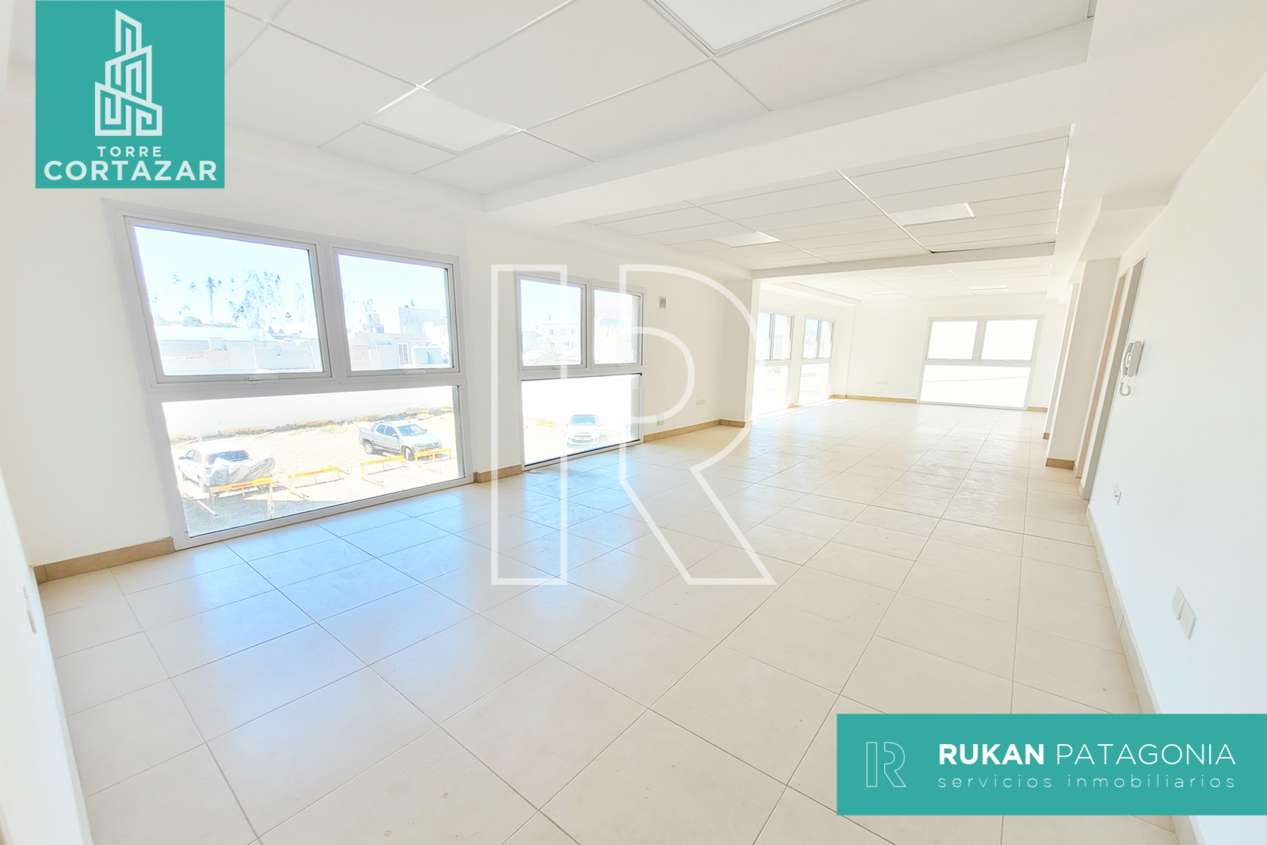 #Alquiler_RUKAN Oficina | TORRE CORTAZAR | Oficina 4 | 72 m2|CalleHUMBERTO BEGHIN | Caleta Olivia. - 1