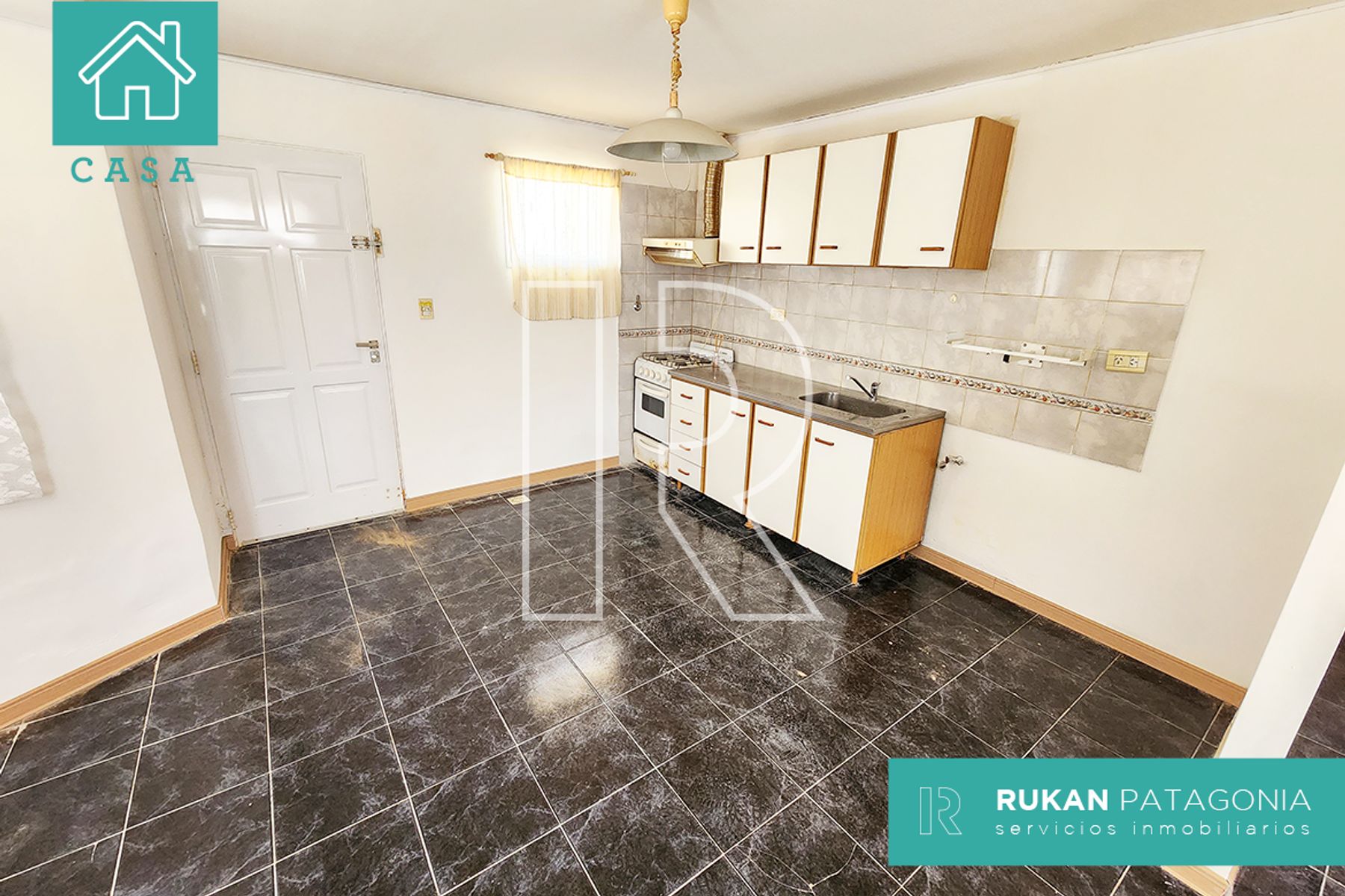 #VentaRUKAN | Casa de 3 Ambientes + 2 Departamentos | Barrio VISTA HERMOSA | Calle CABO 1º BENITEZ | Caleta Olivia. - 5