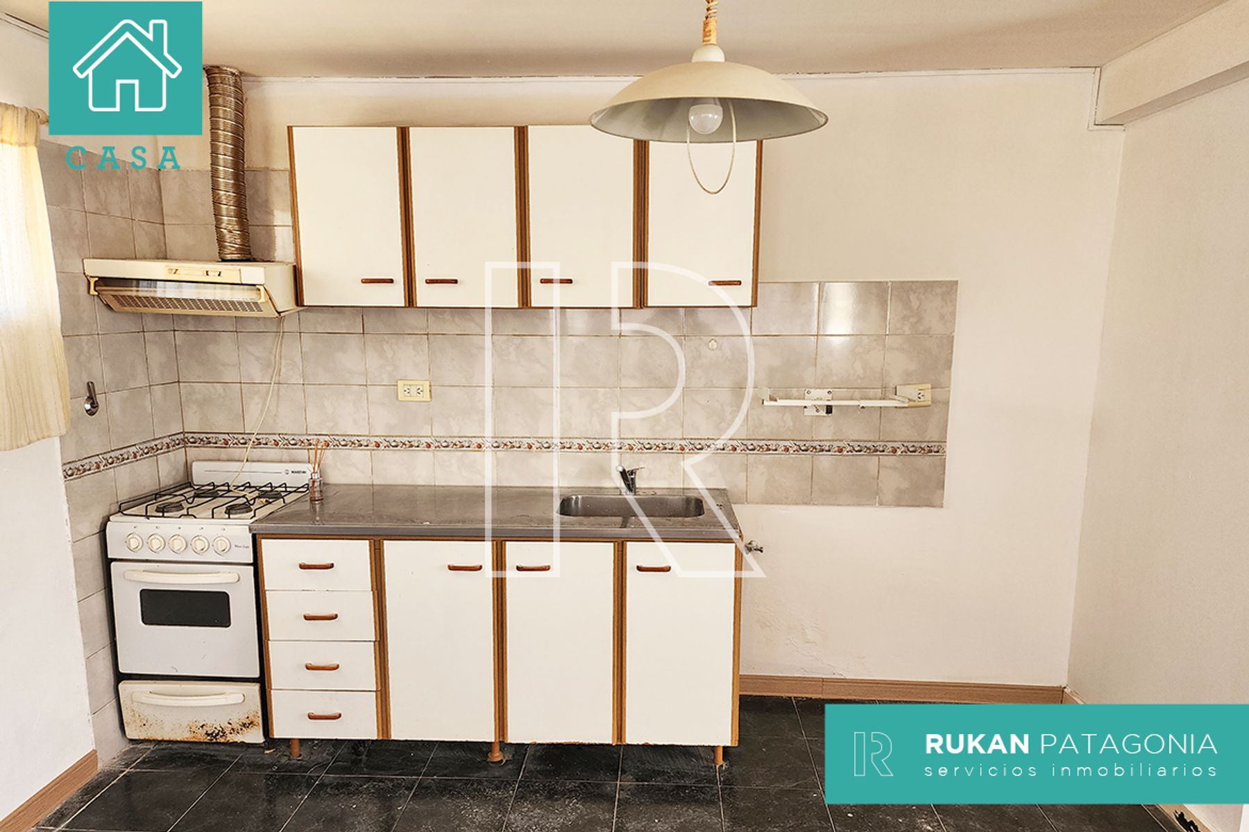 #VentaRUKAN | Casa de 3 Ambientes + 2 Departamentos | Barrio VISTA HERMOSA | Calle CABO 1º BENITEZ | Caleta Olivia. - 7