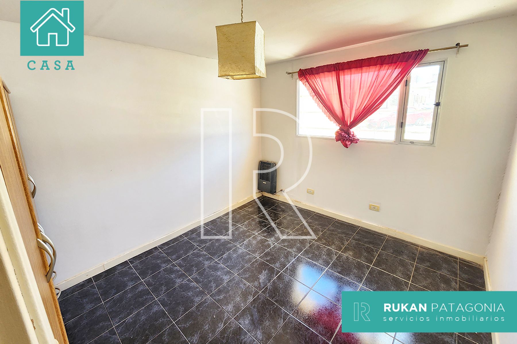 #VentaRUKAN | Casa de 3 Ambientes + 2 Departamentos | Barrio VISTA HERMOSA | Calle CABO 1º BENITEZ | Caleta Olivia. - 9