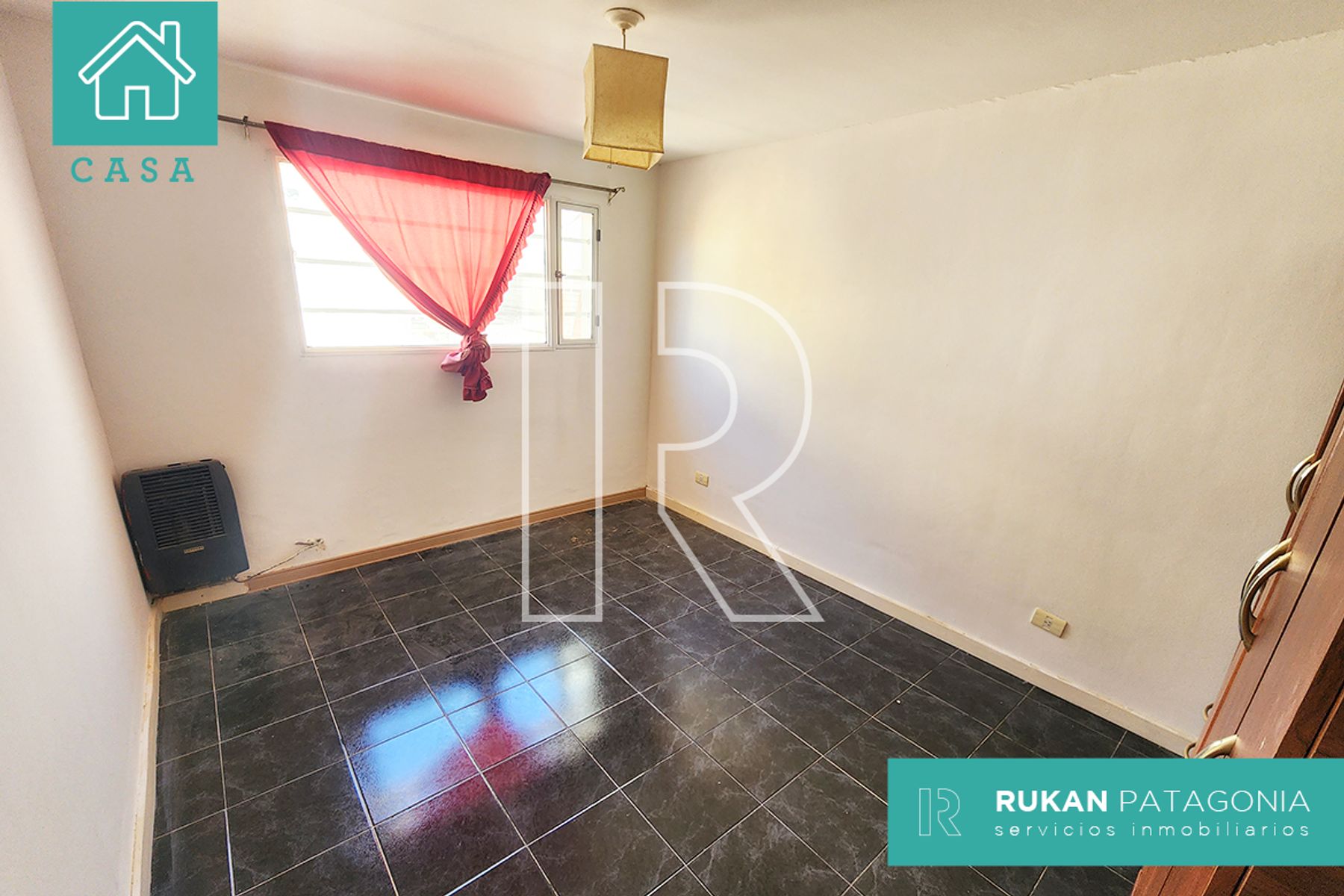 #VentaRUKAN | Casa de 3 Ambientes + 2 Departamentos | Barrio VISTA HERMOSA | Calle CABO 1º BENITEZ | Caleta Olivia. - 10