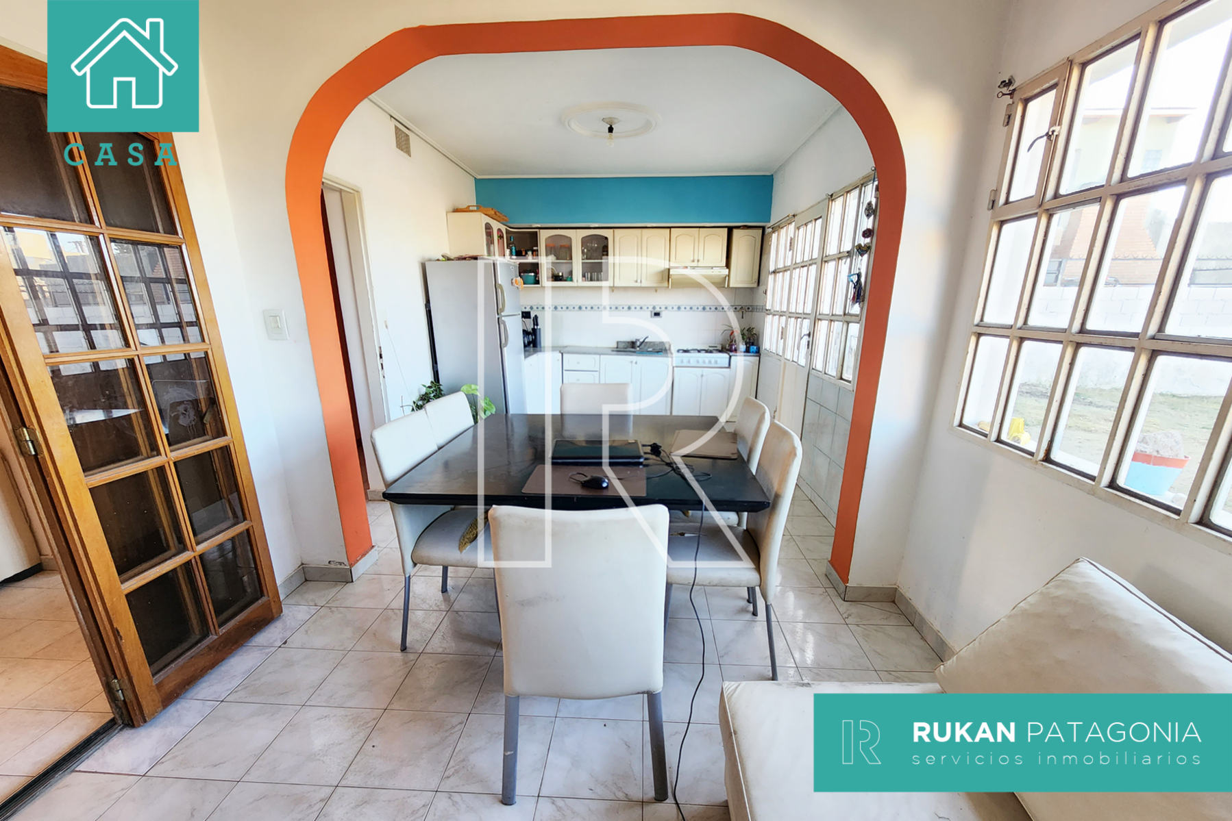 #VentaRUKAN | Casa de 4 Ambientes | Calle CUBA | Barrio MIRADOR | Caleta Olivia. - 3