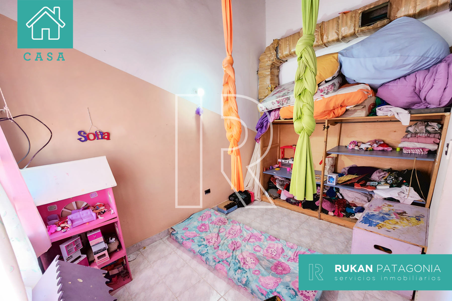 #VentaRUKAN | Casa de 4 Ambientes | Calle CUBA | Barrio MIRADOR | Caleta Olivia. - 10