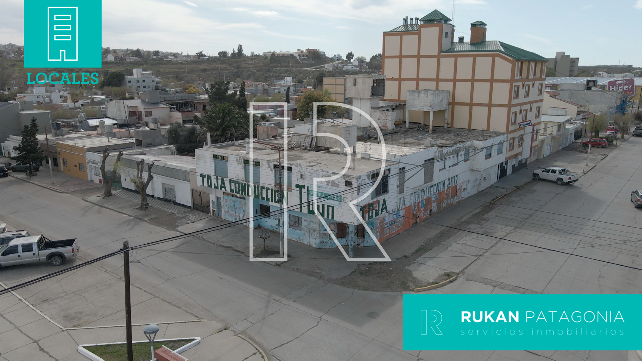 #VentaRUKAN | Local Comercial de 963 m2. | Av. Fagnano y Lavalle | Caleta Olivia.- (Entrega + Financiación hasta 180 Cuotas) - 2