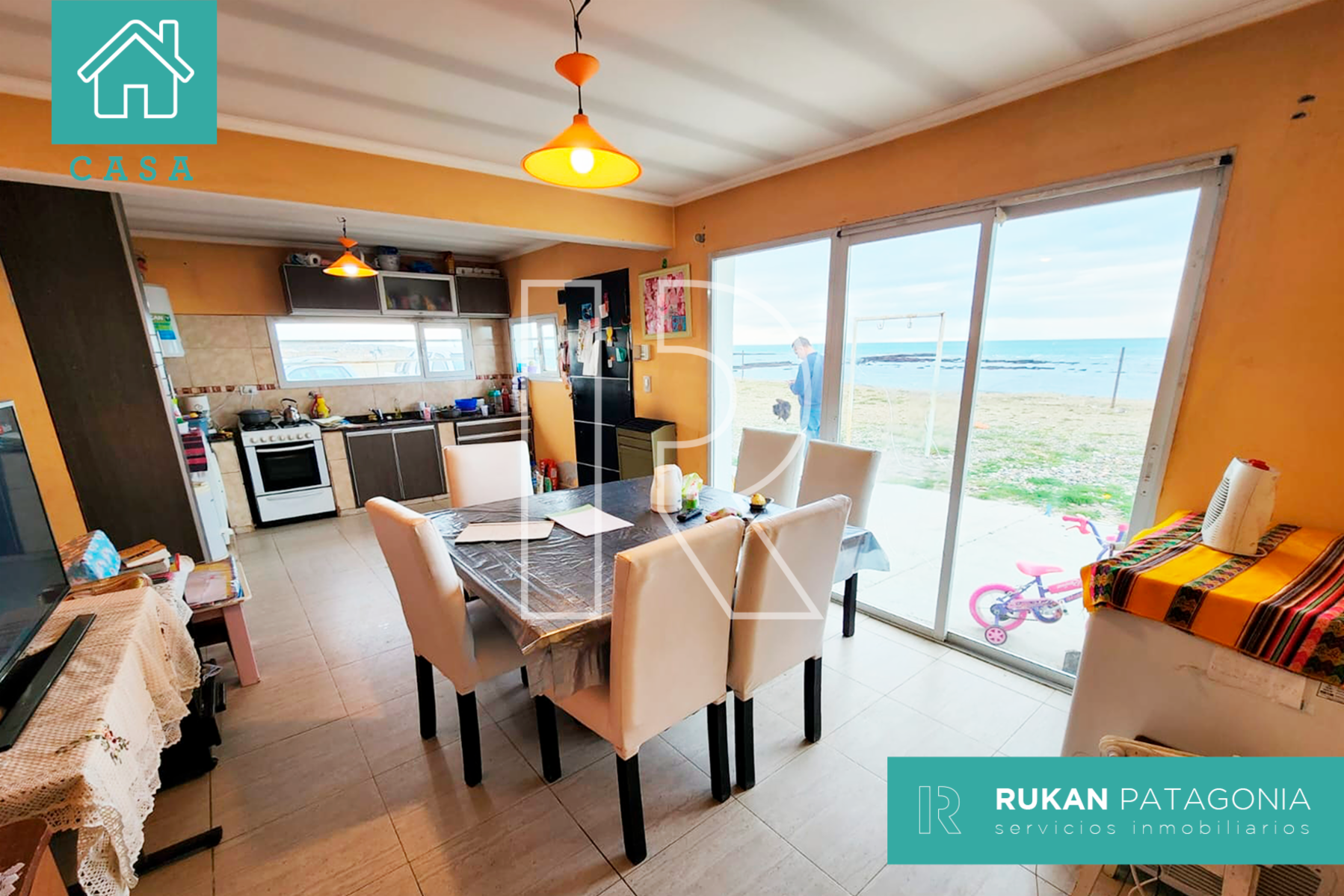 #VentaRUKAN | Casa de 4 Ambientes | Barrio COSTA SUR (Vista al mar) | Acceso Sur | Caleta Olivia. - 9