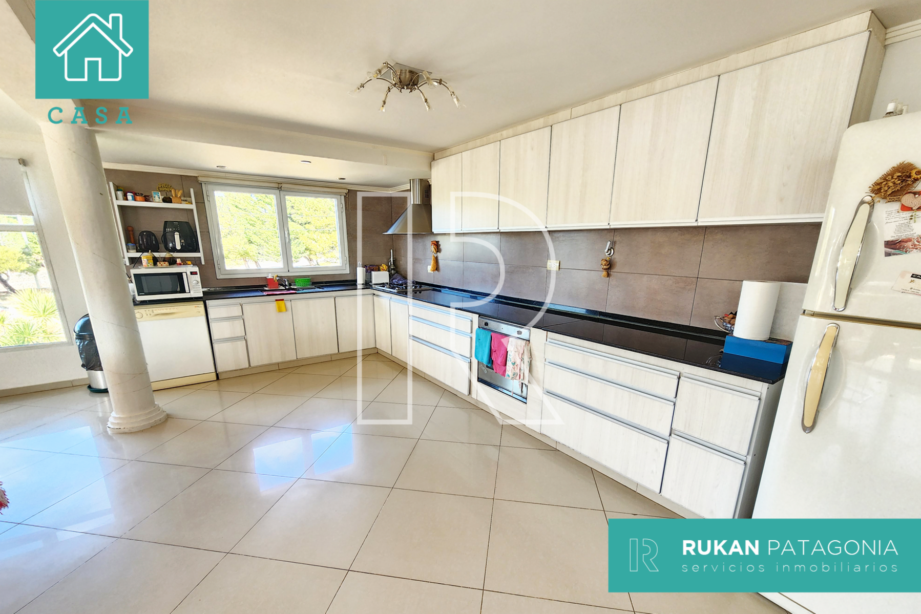 #VentaRUKAN | Casa de 4 Ambientes | Barrio ALTOS DEL GOLFO | Caleta Olivia. - 19