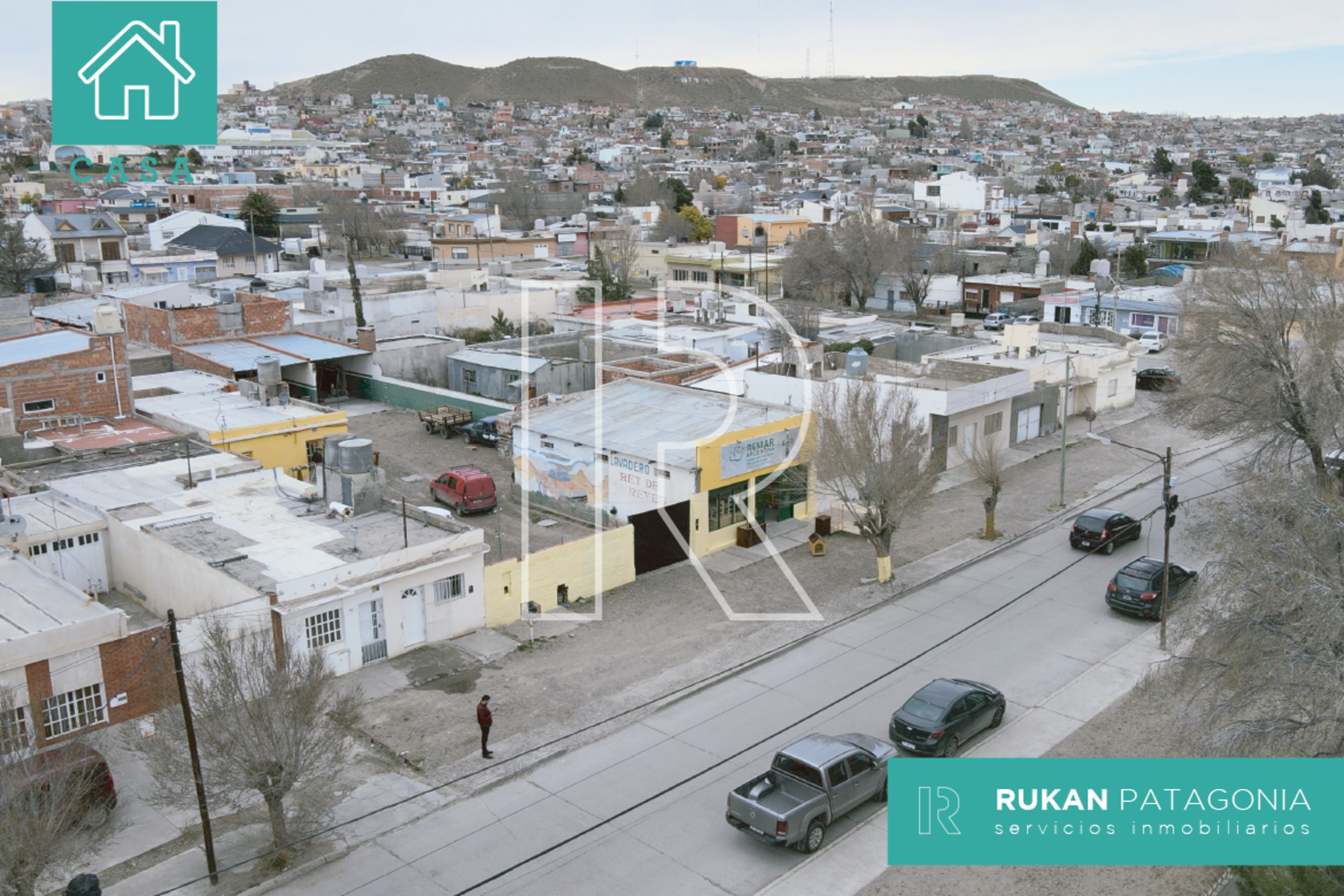 #VentaRUKAN | Local Comercial + Casa 4 Habitaciones + Galpón | Barrio GENERAL PAZ | Calle MISIONERO J. BEAUVOIR | Caleta Olivia. — foto 5