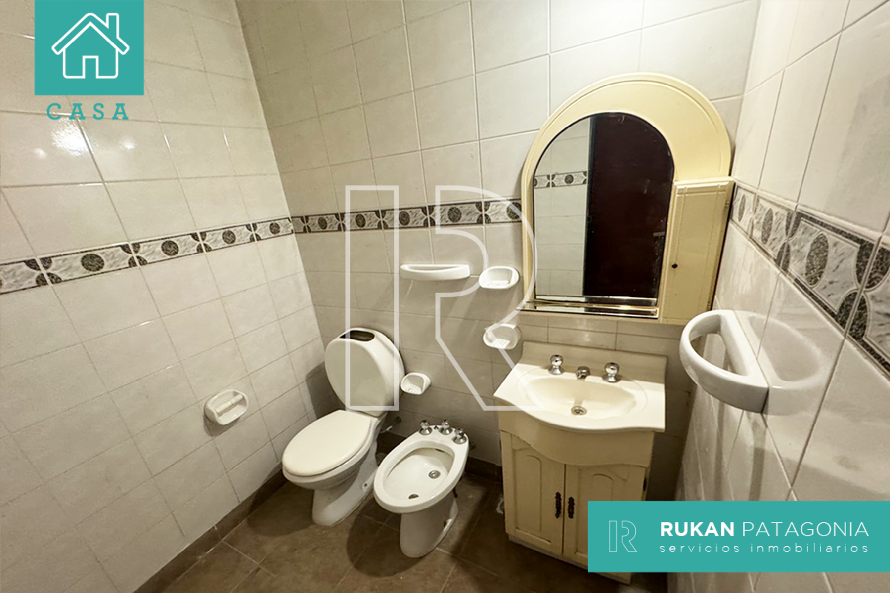 #VentaRUKAN | Casa de 6 Habitaciones | Calle ALVEAR | Barrio 26 DE JUNIO| Caleta Olivia.- (APTA CREDITO HIPOTECARIO) - 19