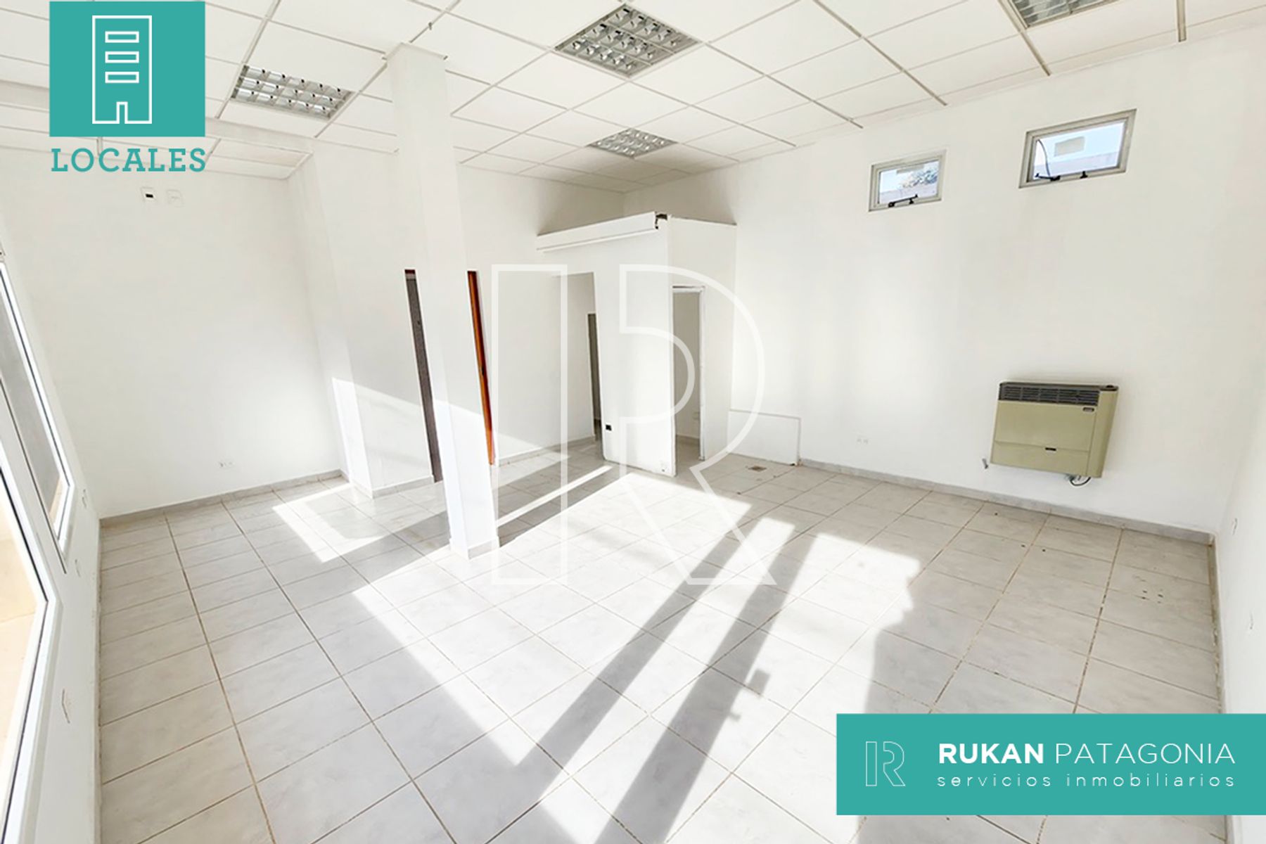 #AlquilerRUKAN | Local Comercial | Calle PADRE JORDAN | Caleta Olivia - 2