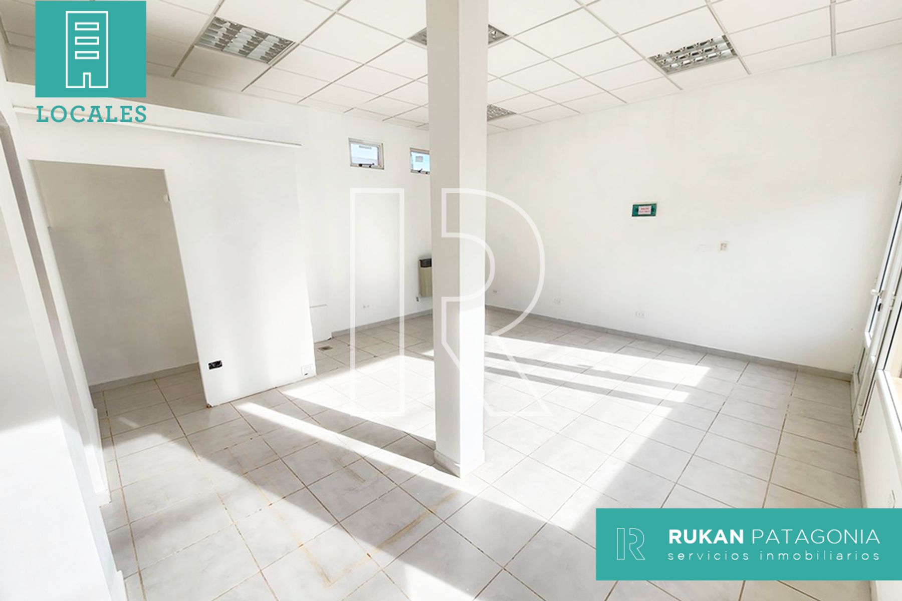 #AlquilerRUKAN | Local Comercial | Calle PADRE JORDAN | Caleta Olivia - 4