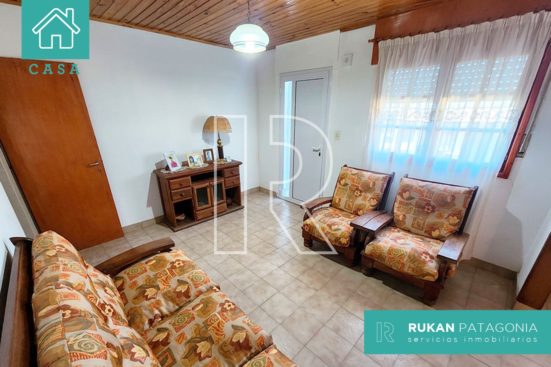 #VentaRUKAN | Casa de 4 Habitaciones | Calle CONSTITUCIÓN | BarrioASTRA| Caleta Olivia.- (APTA CREDITO HIPOTECARIO) — foto 4