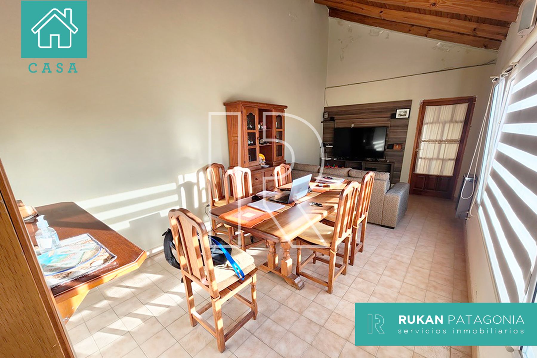 #VentaRUKAN | Casa de 4 Habitaciones | Calle CONSTITUCIÓN | BarrioASTRA| Caleta Olivia.- (APTA CREDITO HIPOTECARIO) — foto 9