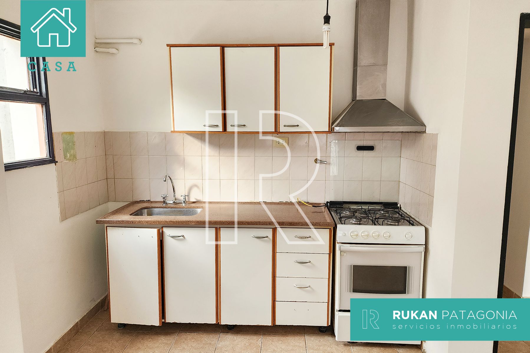#VentaRUKAN | Casa 3 Habitaciones | Calle ECUADOR | Barrio MIRADOR | Caleta Olivia. - 7